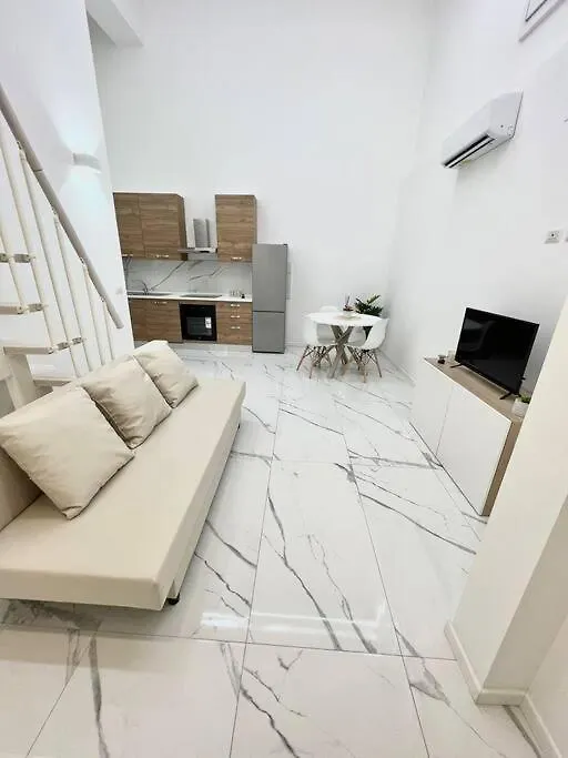 Cozy Apartment Milano Dergano M3 0*, Milan Italy