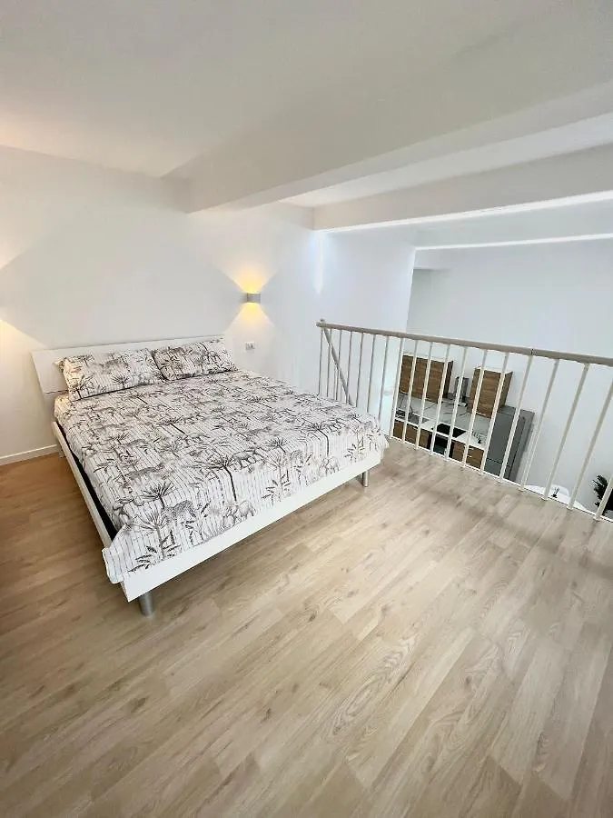 Cozy Apartment Milano Dergano M3 Italy